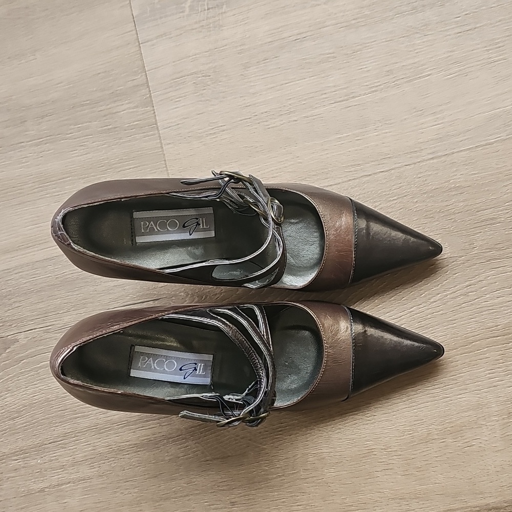 Paco Gil Mary Jane Pointed Toe Women's Brown and Black Heels 7.5